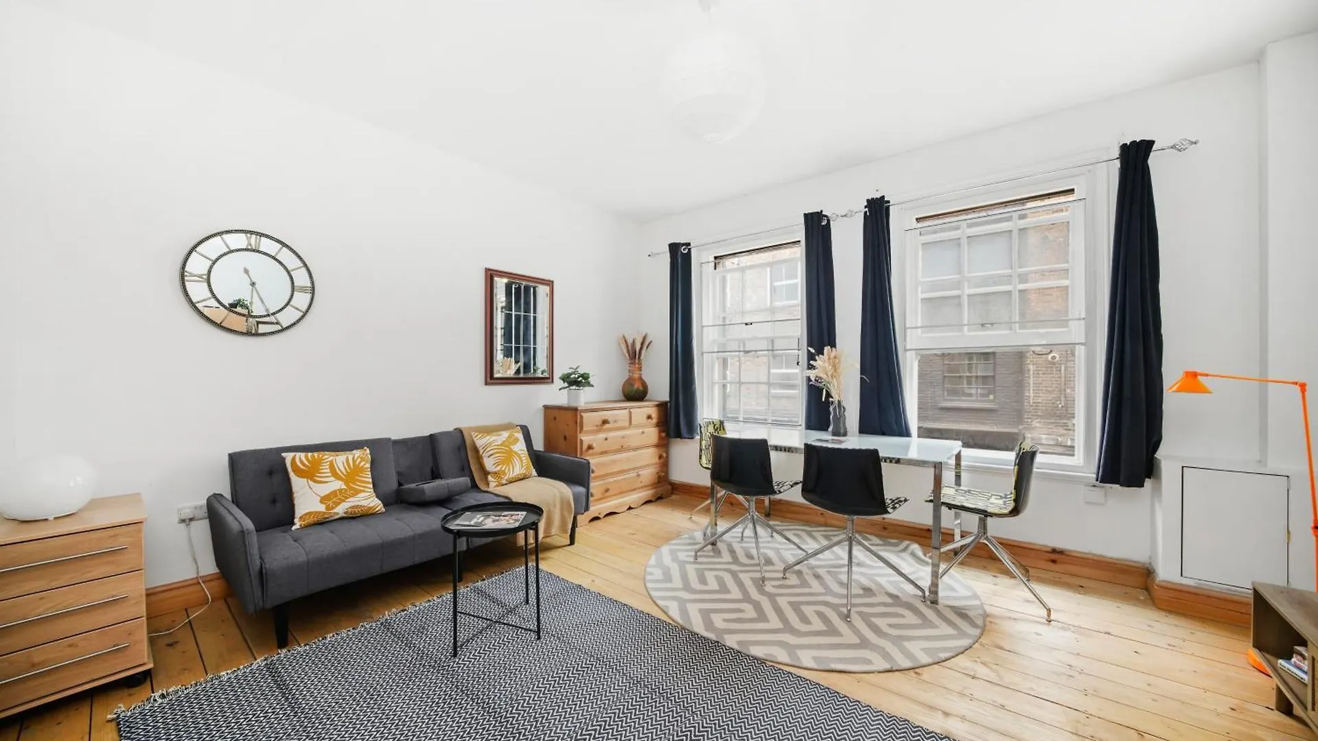 Visit Brick Lane - 1 Bed London Flat With Large Patio Apartment