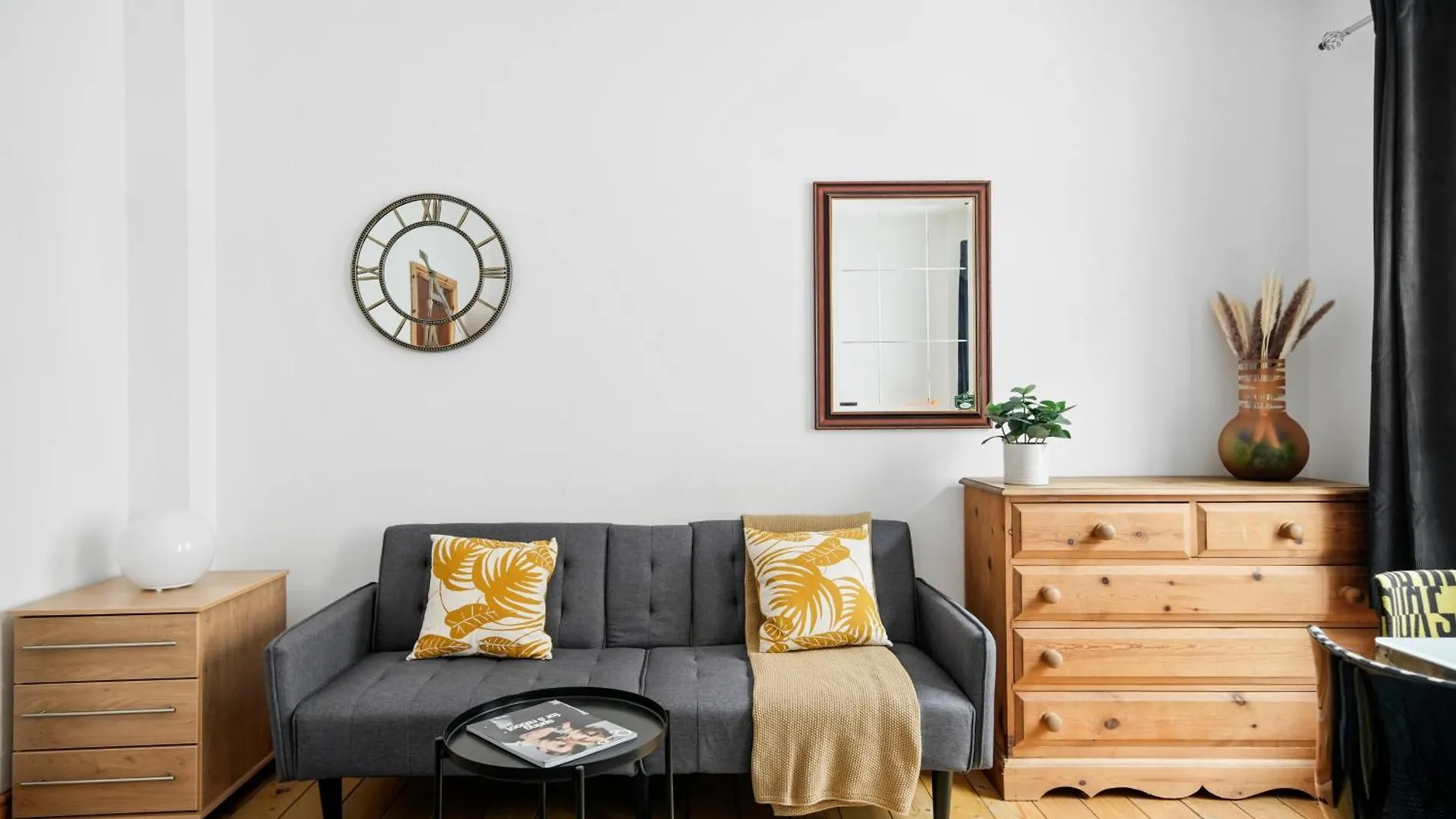 Visit Brick Lane - 1 Bed London Flat With Large Patio Apartment United Kingdom