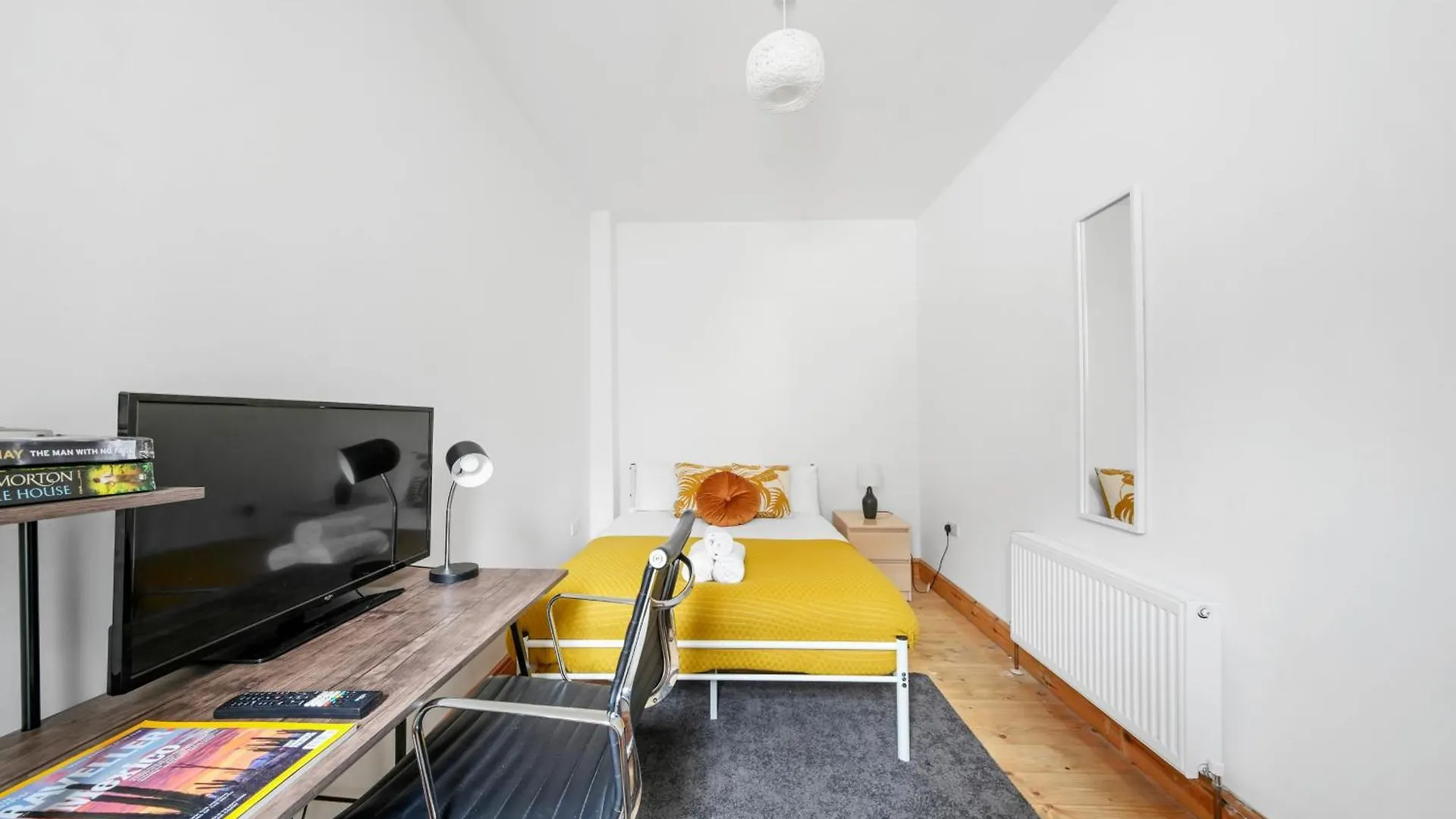Visit Brick Lane - 1 Bed London Flat With Large Patio Apartment